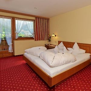 Kamer met een King Size Bed